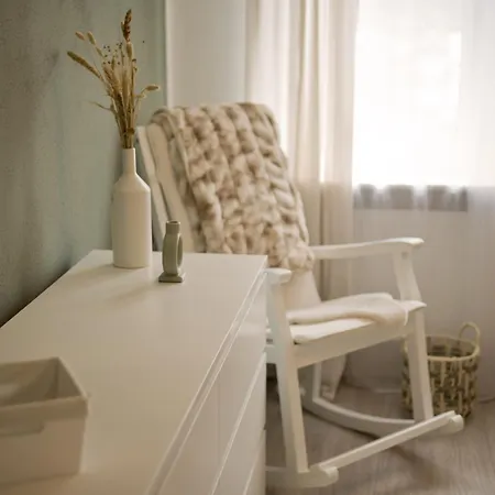 Moderne Zum Wohlfuehlen 아파트