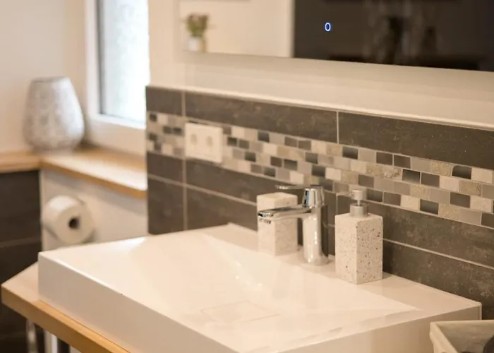 شقة Moderne Zum Wohlfuehlen Brachback